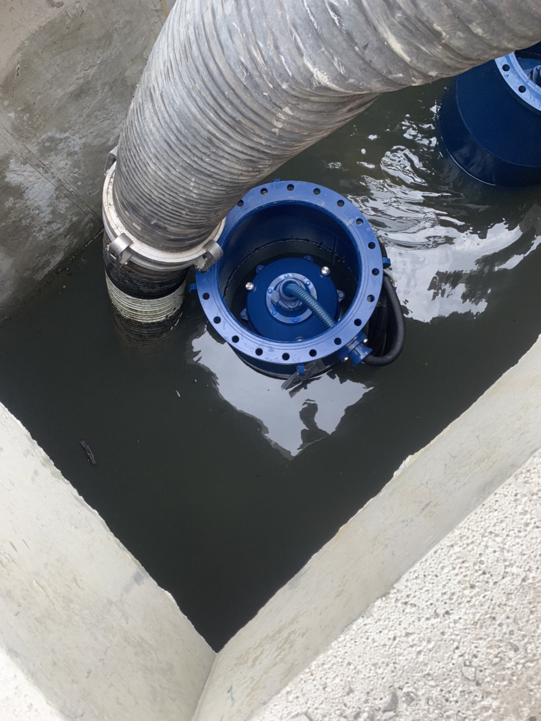 岡山區潭底排水渠道浚深及護岸改善(潭底橋下游至高速公路段)工程的第2張圖片