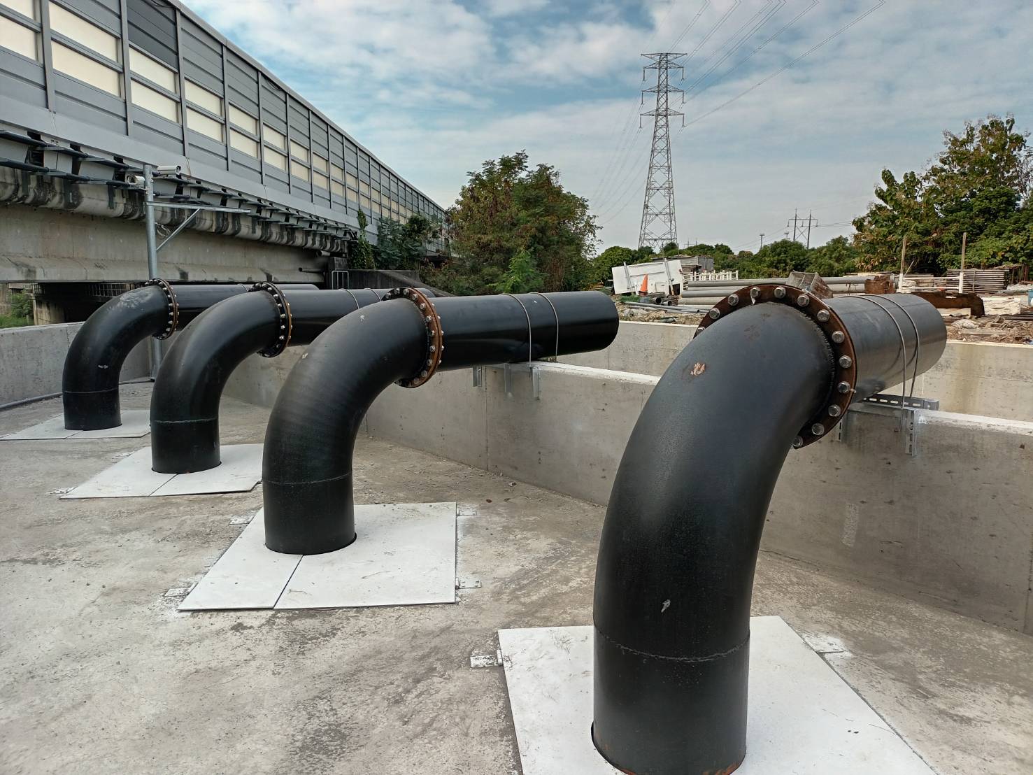 岡山區潭底排水渠道浚深及護岸改善(潭底橋下游至高速公路段)工程的第10張圖片