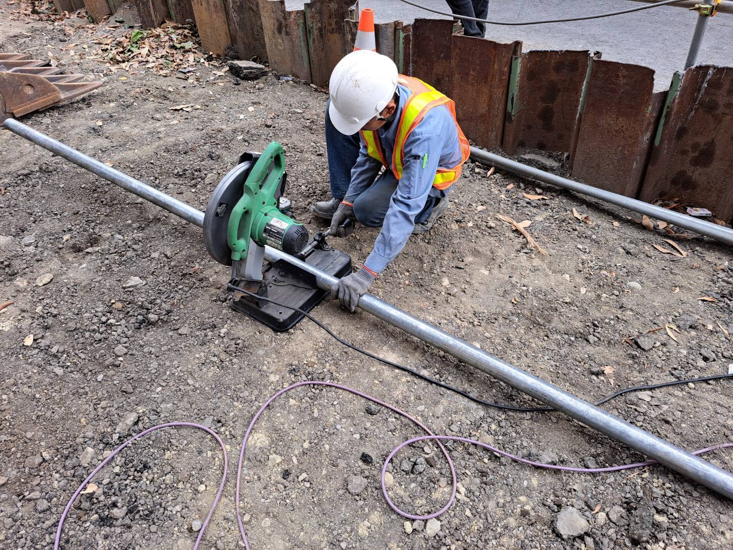 大順路輕軌路燈照明施工的第4張圖片