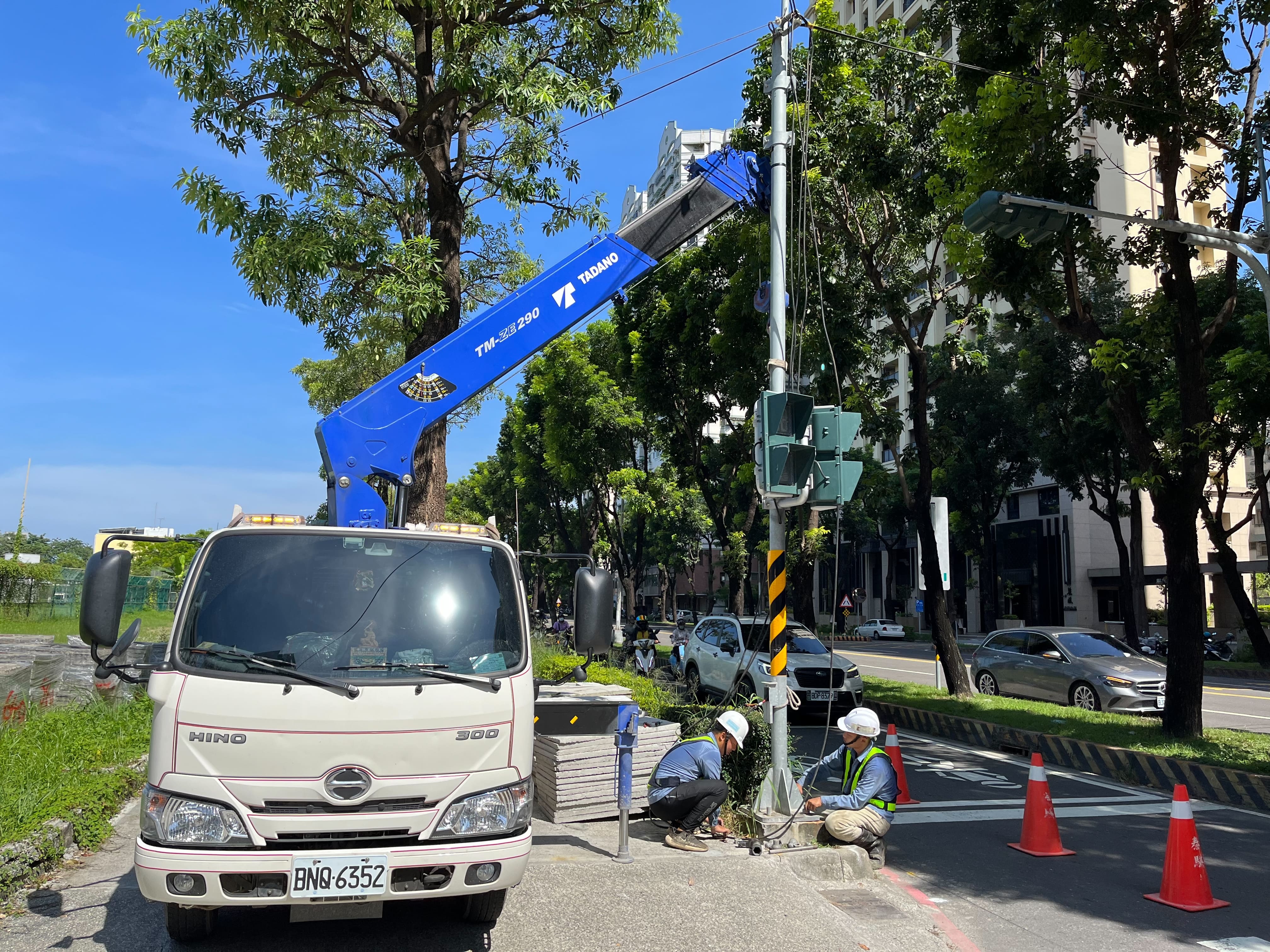 號誌燈桿安裝工程的第5張圖片