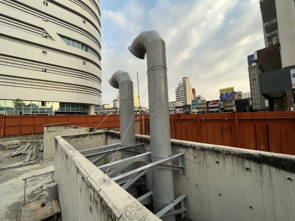 高雄車站三區通風井排煙管安裝的第7張圖片