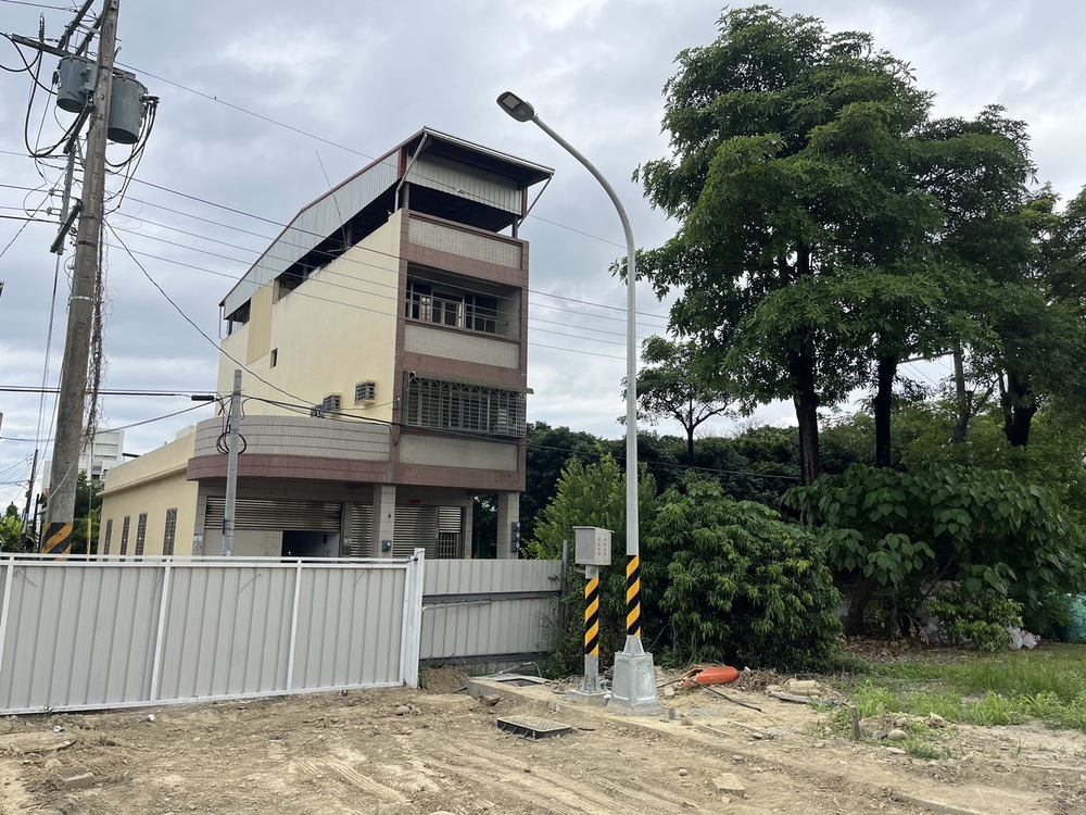 新建房屋沿線道路路燈及配管線安裝工程的第8張圖片